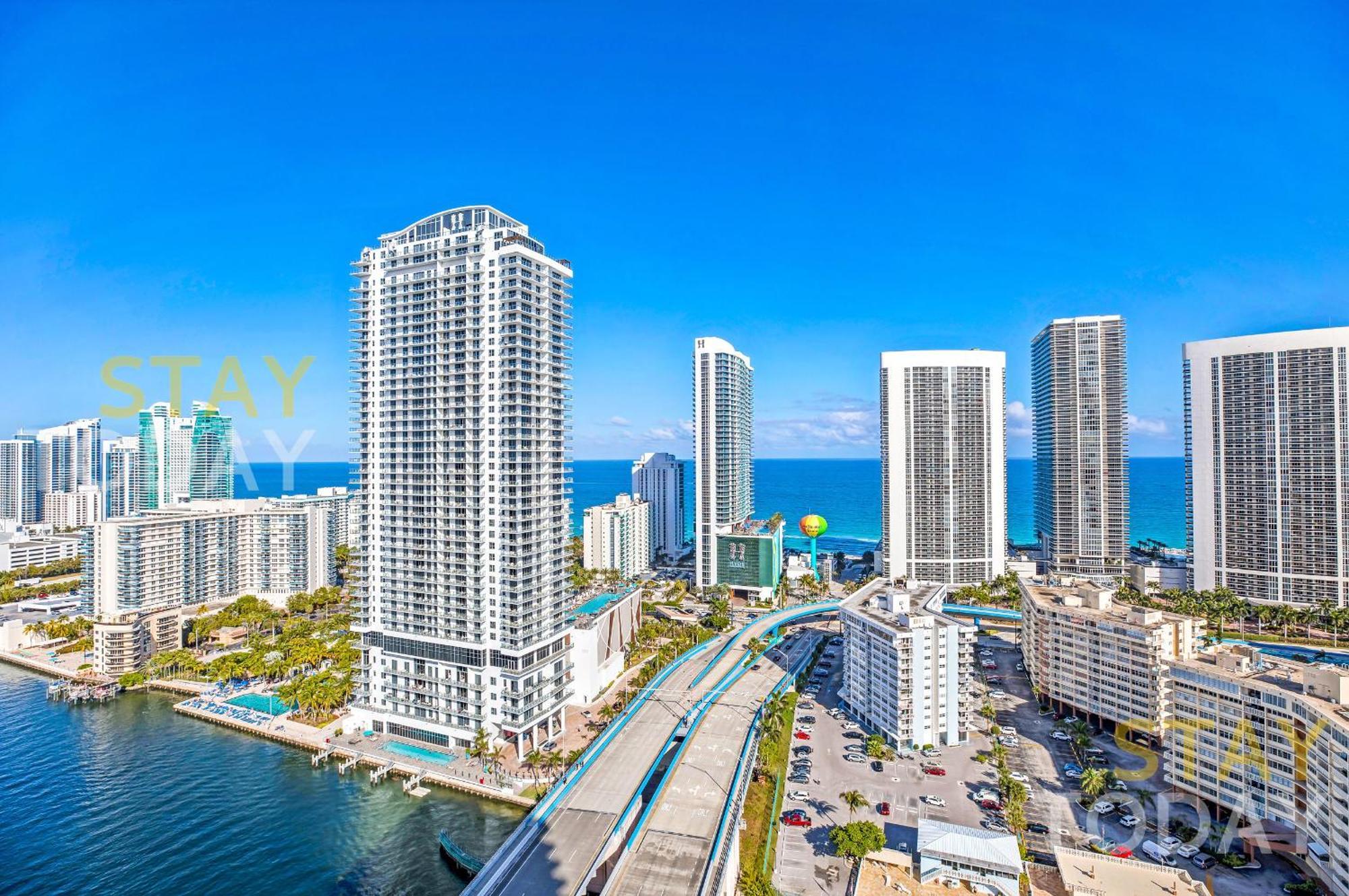 Resort-Style Living With Direct Ocean Views - 3Br Beauty Халландейл-Бич Экстерьер фото